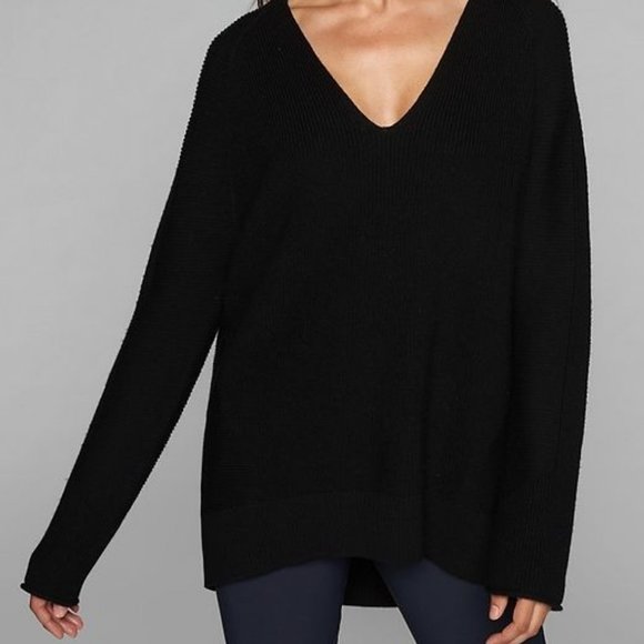 Athleta Sweaters - Athleta Hanover V-Neck Sweater XXS